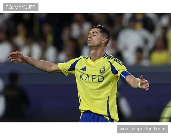 C罗连续强强对话爆发，前插接应撕开防线主导进攻